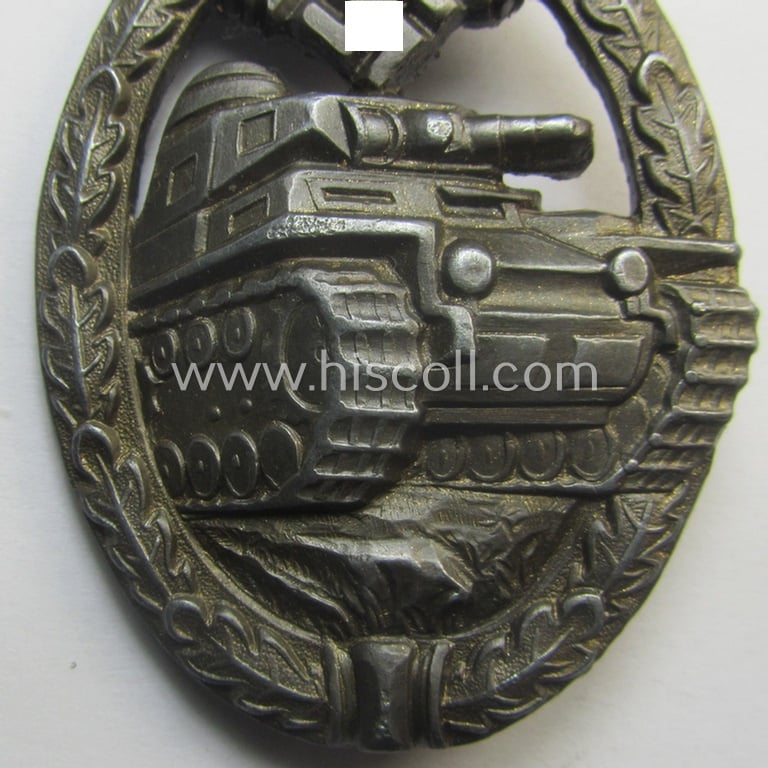 Attractive - and just moderately used! - 'Panzerkampfabzeichen in Bronze' (or: bronze-class panzer-assault badge or PAB) being a non-maker-marked- and/or hollow zinc- (ie. 'Feinzink'-) based example as was produced by the: 'Wilh. Deumer'-company