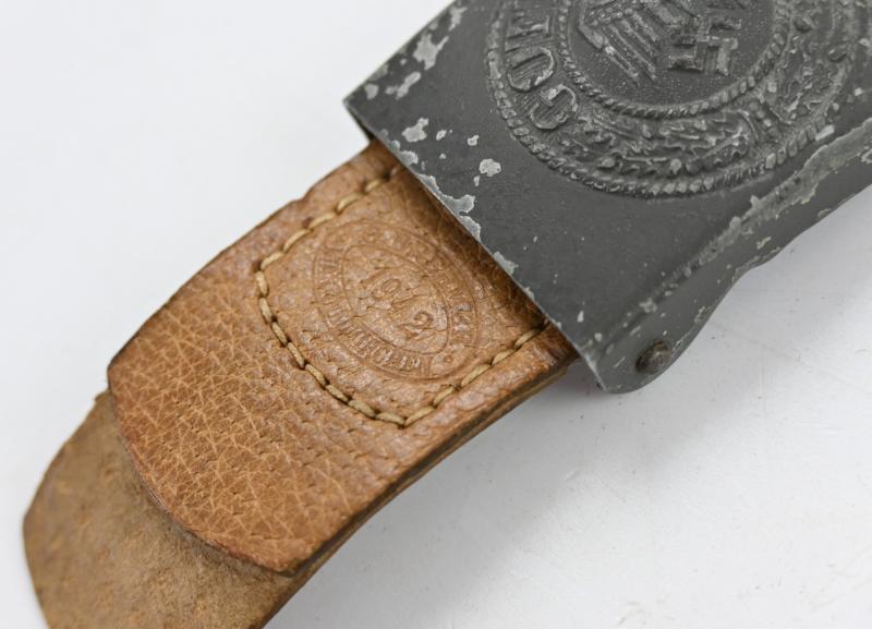 German WH Beltbuckle with Leather Tab 'GB'