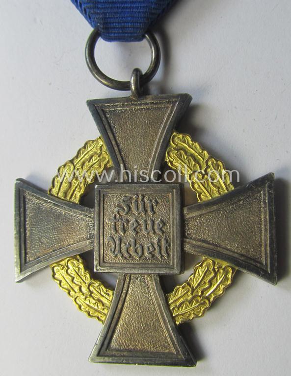 Attractive - and rarely encountered! - 'Treuedienst Ehrenzeichen' being of the so-called: 'Sonderstufe' as awarded for 50 years of loyal-service and that comes in an overall nice- (ie. surely issued- and/or moderately used-), condition