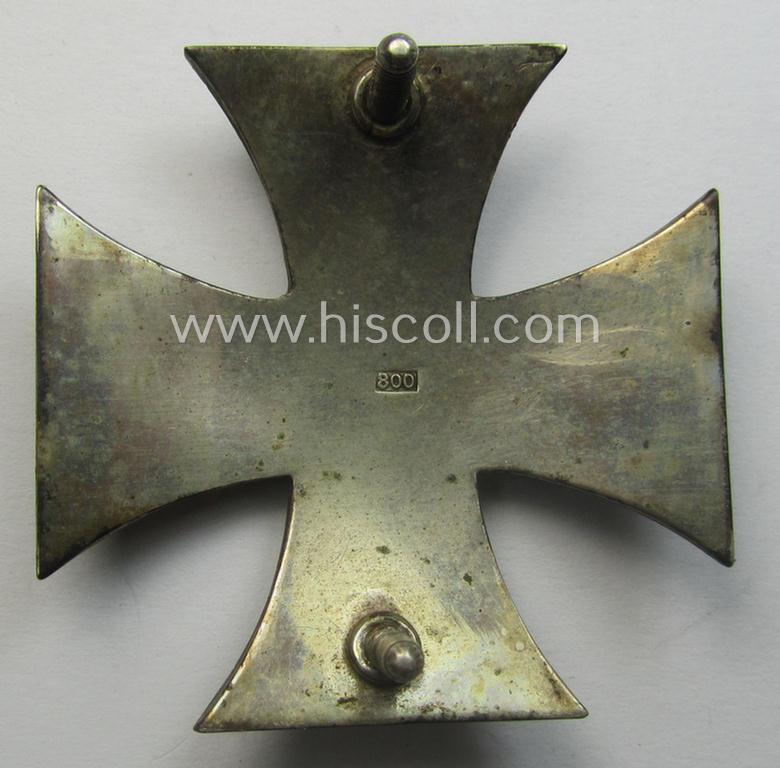 Very unususal, WWI-period Iron Cross 1st class (or: 'EK 1. Klasse') being a typical non-maker-marked example that comes mounted onto its functional 'screw-back'- (ie. 'an der Schraube'-) set-up