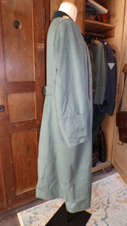 M36 Officers Greatcoat Hauptmann Beobachtungsabteilung