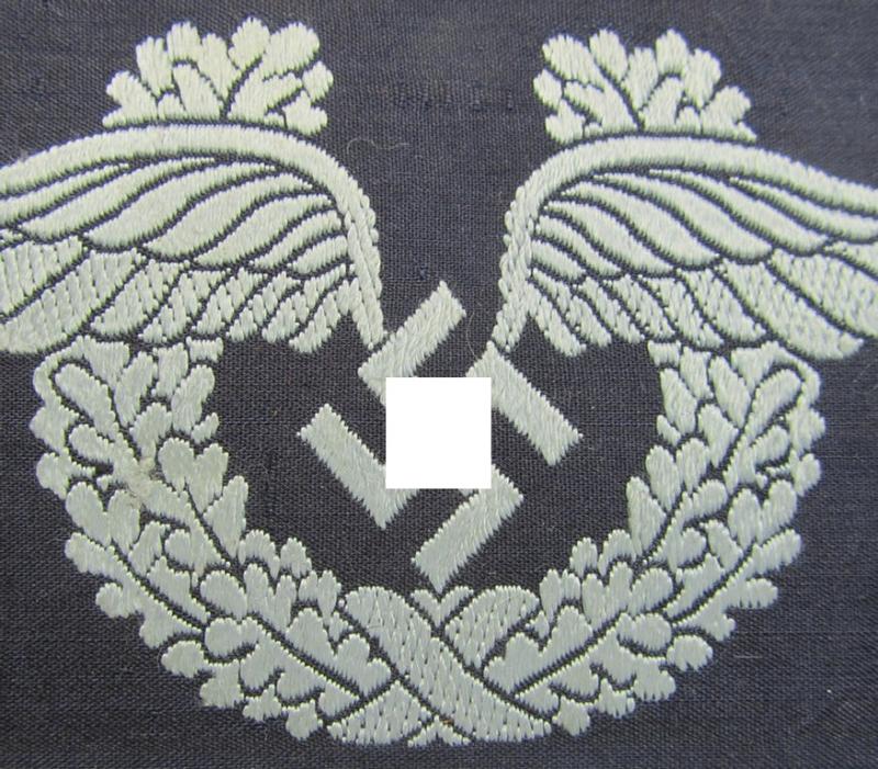 Attractive - and actually rarely encountered! - so-called: 'Grosses Brustabzeichen für Zivilangestellte der Luftwaffe' as was executed in the neat 'BeVo'-weave-pattern