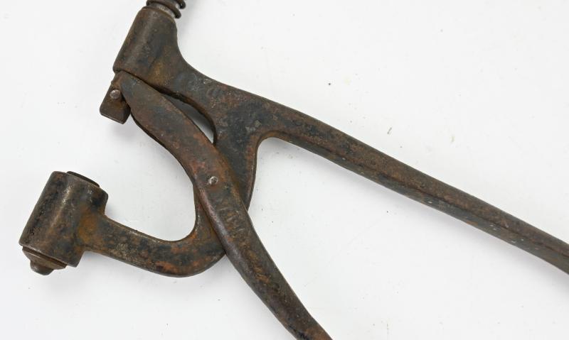 German WH Metal Punch Tool