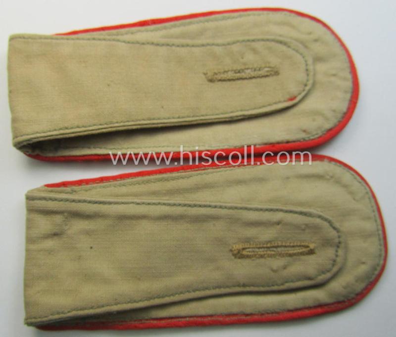 Pair of - truly used- and/or worn! - WH (Luftwaffe) 'tropical-styled' shoulderstraps (as was specifically for usage on the tropical-shirts ie. tunics) as was intended for usage by a: 'Soldat der Flak-Artillerie-Trpn.'