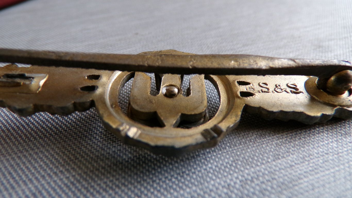 Luftwaffe Gold Bomber Pilot Clasp