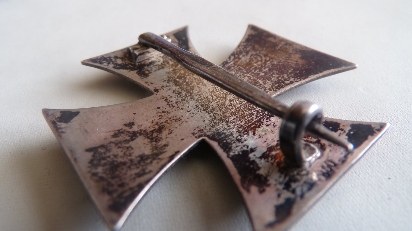 Imperial Curved Iron Cross 1st Class