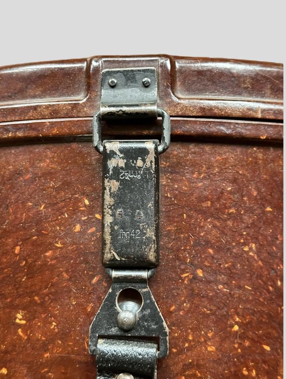 WH (Heer) Baklite 6x30 Binoculars Case