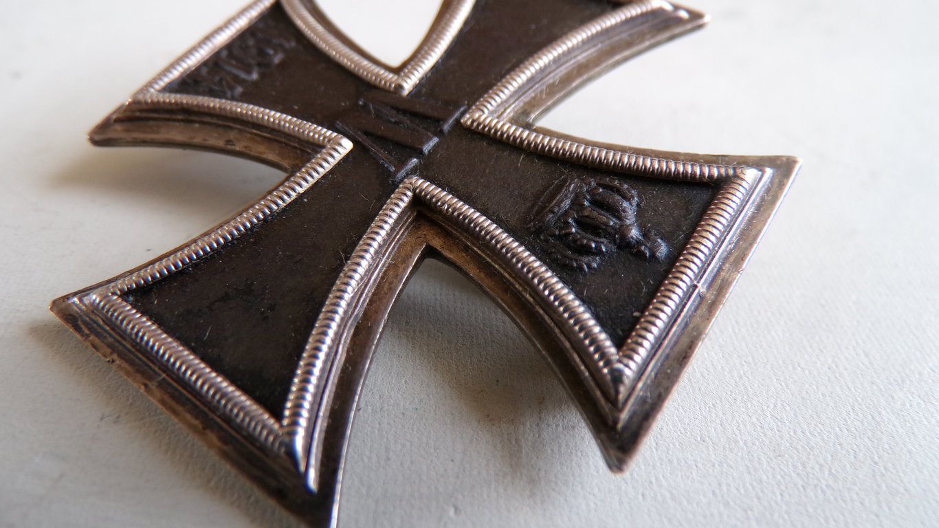 Prussian EK 1st Class 1914  CD 800
