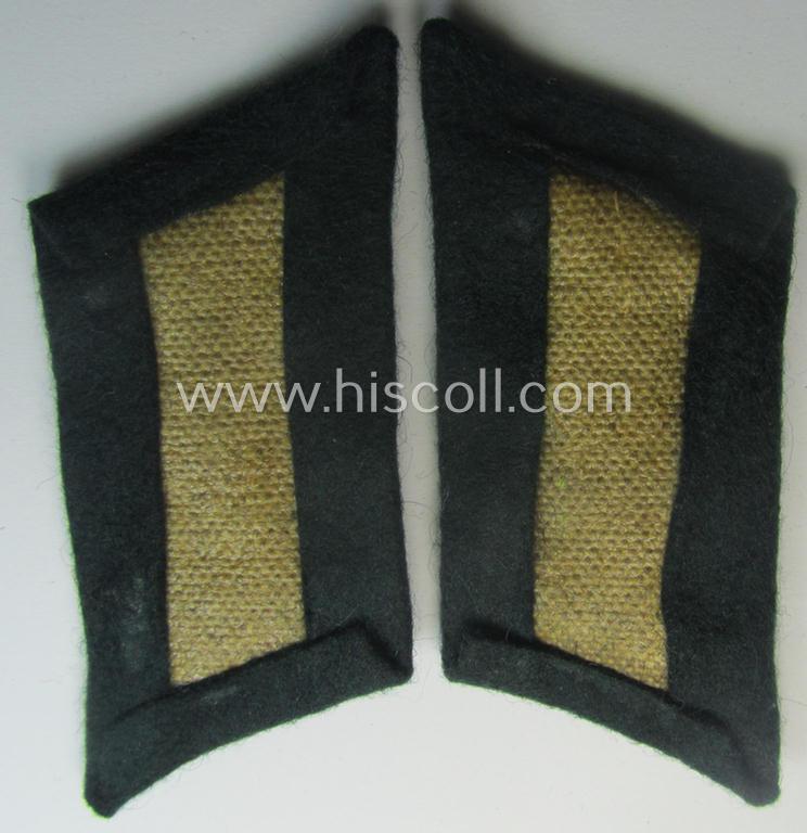 Pair of WH (Heeres) (later-war-pattern) officers'-type collar-tabs (ie. 'Kragenspiegel für Offiziere') as intended for an officer serving within the: 'Veterinär-Truppen o. Generalsstab'