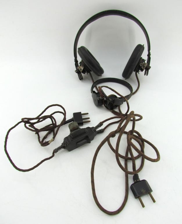 Wehrmacht 'Dfh.b' Panzer Headset