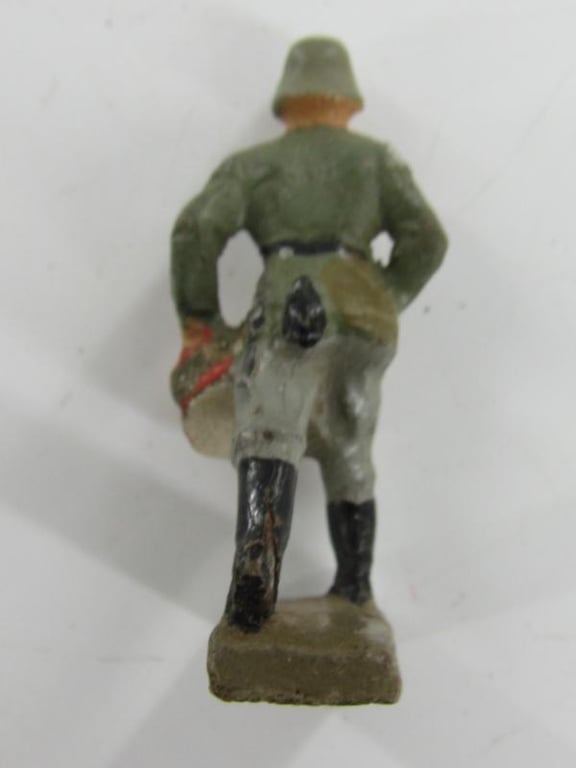 Lineol Wehrmacht 4 cm Marching Soldier With Drum..Rare !!