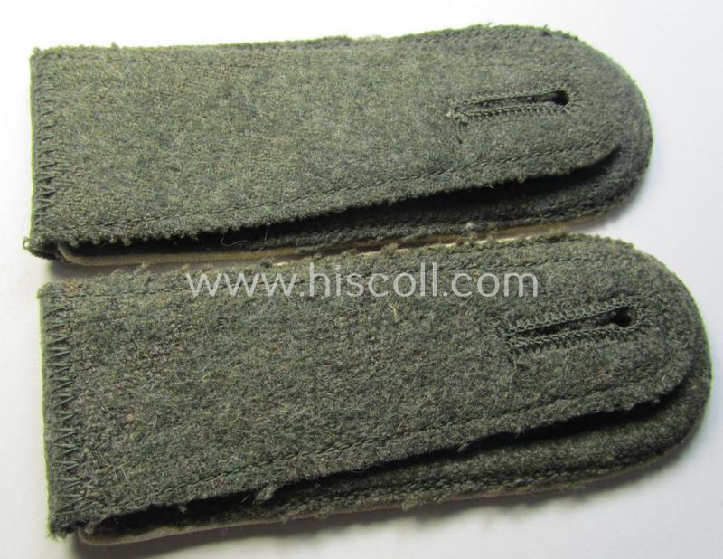 Attractive - and fully matching! - pair of WH (Heeres), early- (ie. mid-) war-period- (ie. 'M41/M43'-) -pattern, NCO-type shoulderstraps as piped in the white-coloured branchcolour as was intended for an: 'Uffz. eines Infanterie-Regiments'