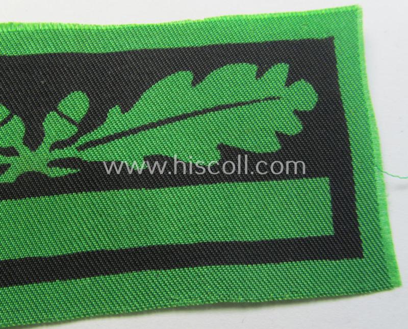 Attractive - albeit regrettably single! - officers'-pattern, WH (Heeres o. Waffen-SS) rank-insignia-bars (for usage on the various camouflaged-uniforms) as was used by an officer holding the rank of: 'Leutnant' (ie.: 'SS Untersturmführer')