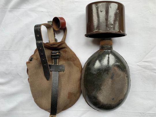 Late-war Enamelled Canteen and Cup