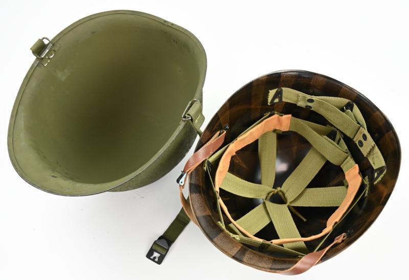 US WW2 M1 Swivel Bale Combat Helmet
