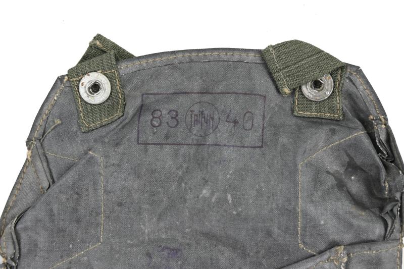 German WH M31 Gascape Pouch