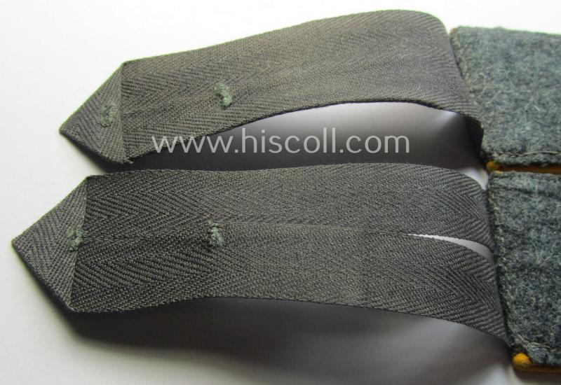 Pair of WH (Heeres) simplified- ie. 'last-ditch'- (ie. 'M44/M45'-) pattern EM-type shoulderstraps: 'Soldat eines Kav. o. Aufkl.-Abts. o. Rgts.'