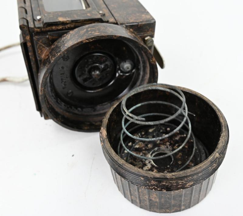 German WH Einheitslatern with Hook