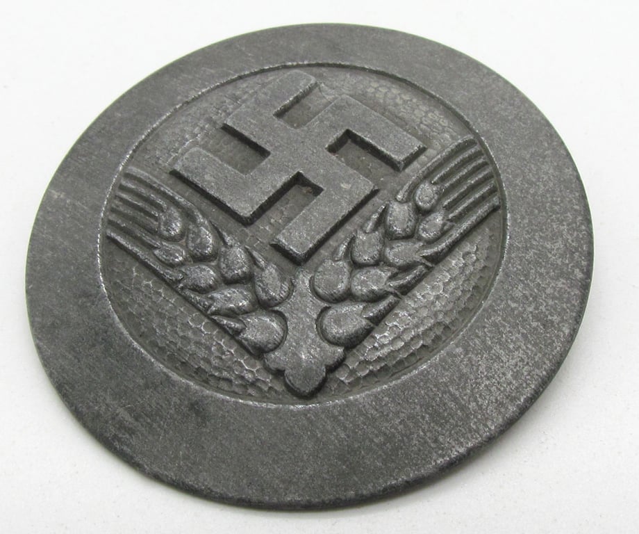 Reich Labor Service (RAD) Female “Labourmaid” Brooch (maker Deschler)
