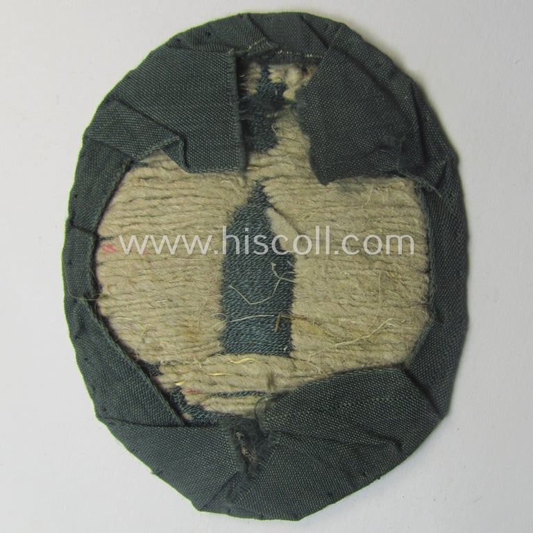 Neat - and just moderately used- and/or worn! - example of a WH (Heeres) 'Richtabzeichen für Artillerie-Richtkannoniere' (or: artillery gun-layers patch) as executed in neat 'BeVo-weave'-pattern (and that comes in a carefully tunic-removed condition)