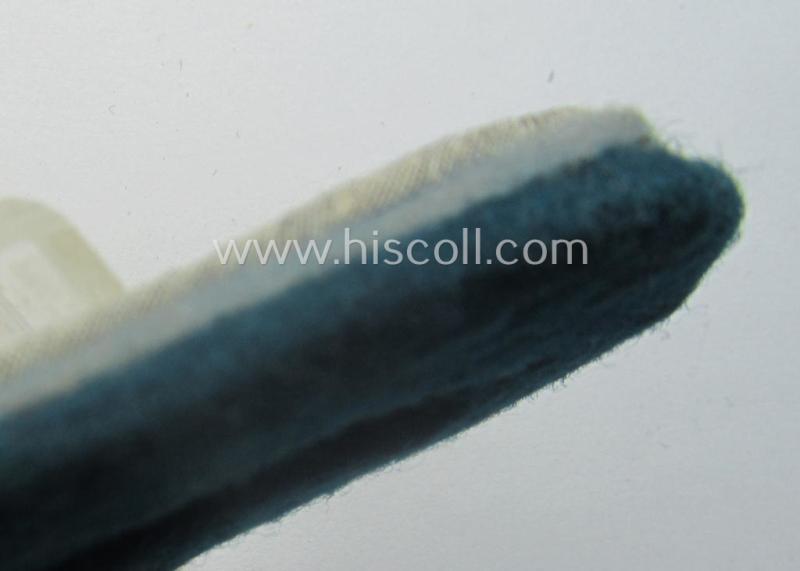 Single - and very scarcely encountered! - 'cyphered', officers'-type shoulderboard for a WH (Heeres) 'Feldpolizeiobersekretär o. Inspektor der Geheime Feldpolizei' (being of a rank comparable with an: 'Oberleutnant')