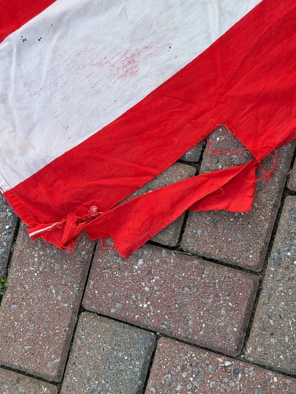 AUTHENTIC ORIGINAL JFK ELECTION PRINTED CAMPAIGN JFK 50-STAR FLAG 1960 FROM THE STATE OF WEST VIRGINIA AND USED ADDITIONAL PHOTOS