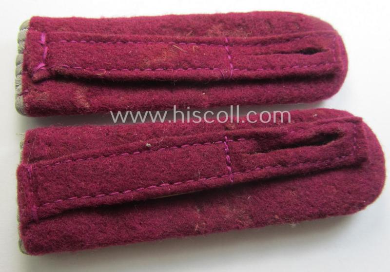 Pair of WH (Heeres) 'cyphered', officers'-type shoulderboards: 'Ltn. des Nebelwerfer-Rgts. 52'