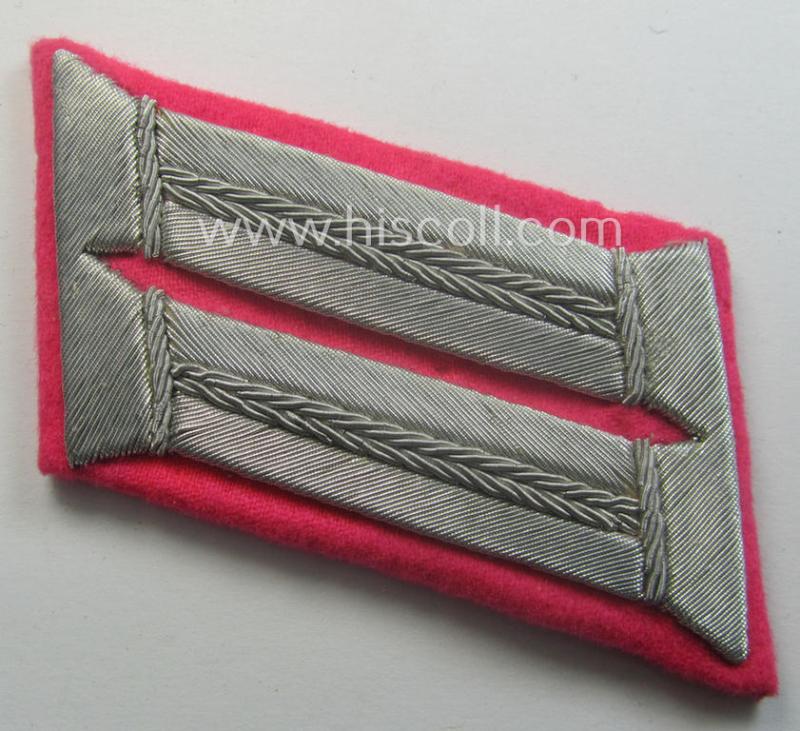 Pair of WH (Heeres) officers'-type, so-called: 'Waffenrock'- (ie. dress-) collar-tabs (ie. 'Kragenspiegel'): 'Offizier eines Pz. o. Pz-Jäger-Abts. o. Rgts.'