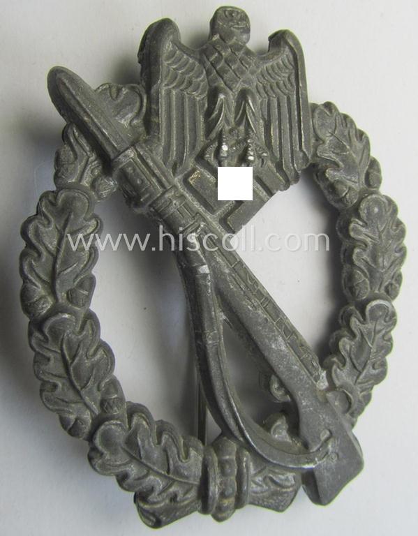 'Infanterie Sturmabzeichen in Silber' being a maker- (ie. 'A'-) marked example by the: 'Assmann & Söhne'-company