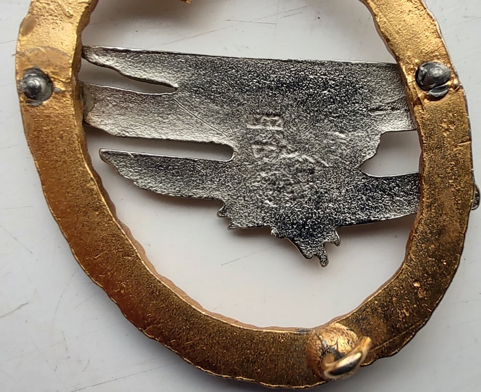 Reproduction Army parachutist badge