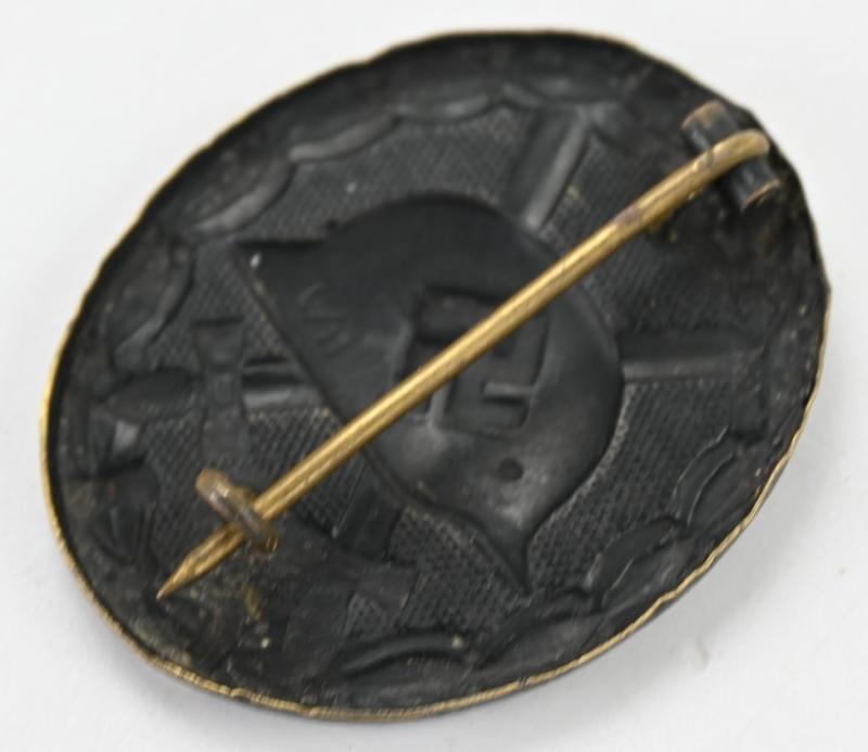 German Wound Badge in Black 'L/11'