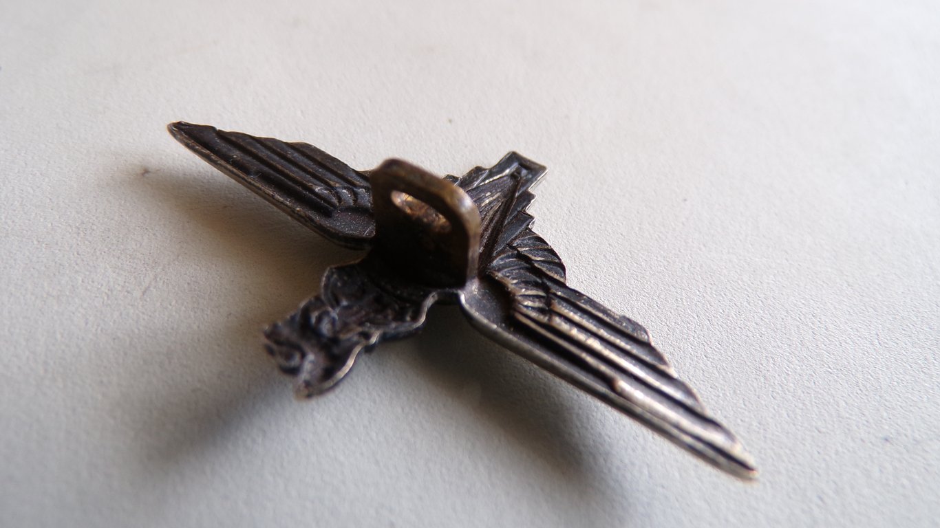 Parachute Regiment Collar Badge / Cap Miniature