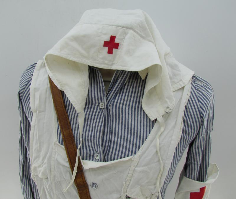 DRK 'Helferin' Uniform Complete with Shoes