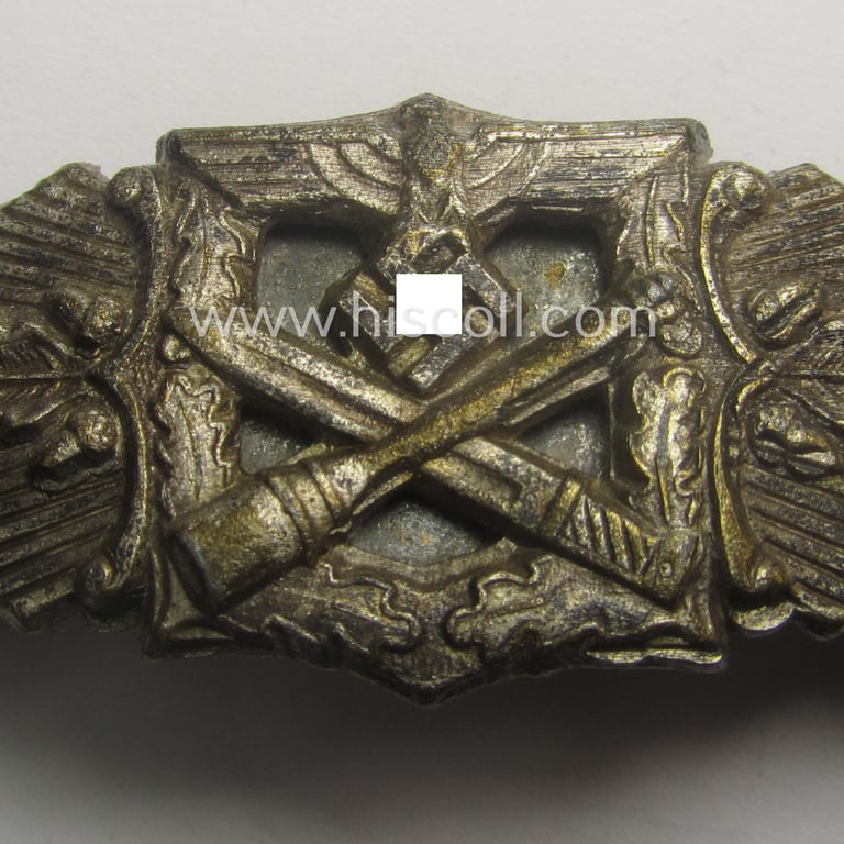 Superb, 'Nahkampfspange in Silber' (or: silver-class close-combat clasp ie. CCC) being a (typical) maker-marked- and/or minimally converse-shaped specimen as was produced by the maker- (ie. 'Hersteller') 'Friedrich Linden' (ie. FLL)
