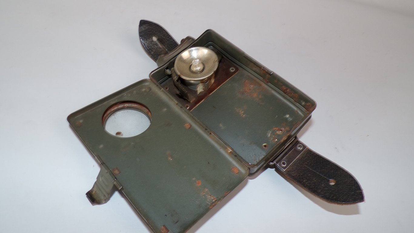 Daimon Telko Trio flashlight