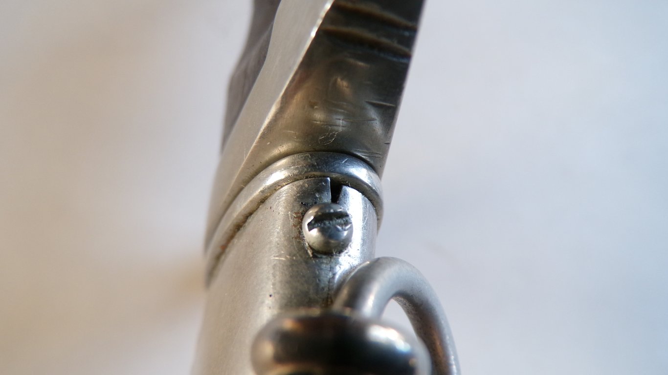 Early M33 SS Dagger by Herder