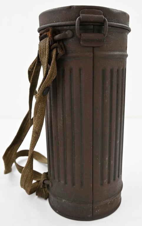 German WH M31 Gasmask & Cannister