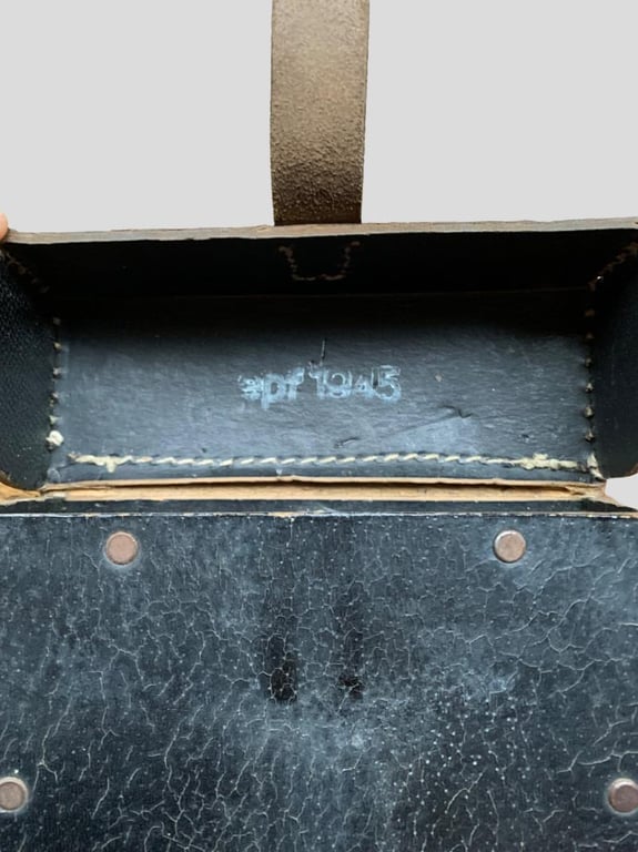 MG 34/42 Tool Pouch -1945-