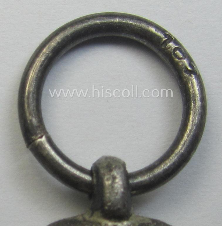 Medal-set: 'Winterschlacht im Osten 1941-42' being a maker- (ie. '107'-) marked specimen by the maker: 'Carl Wild'