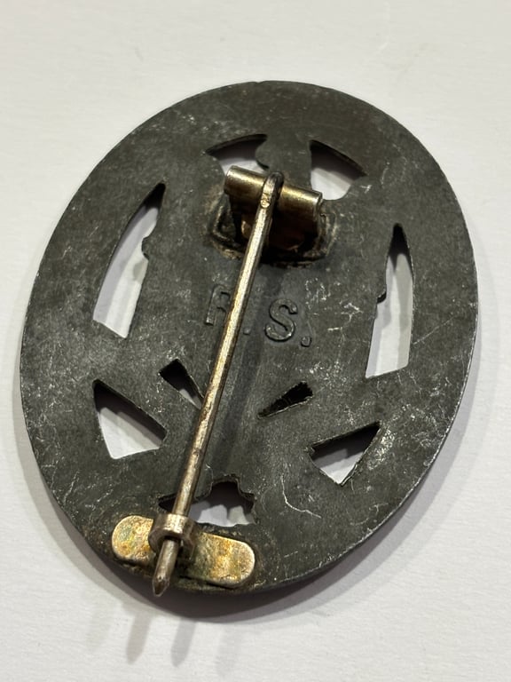 WH General Assault Badge "R.S." Rudolf Souval, Vienna Marked