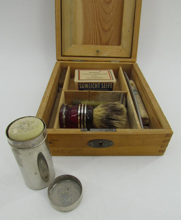 Wehrmacht  Officers Shaving Kit