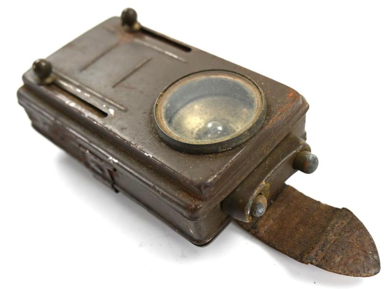 British WW2 L.E. No.4 Flashlight