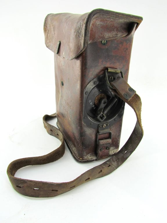 US WWII Army Signal Corps Field EE-8 Telephone