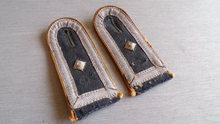 LW Oberfeldwebel Shoulder Boards – Flight / Fallschirmjäger