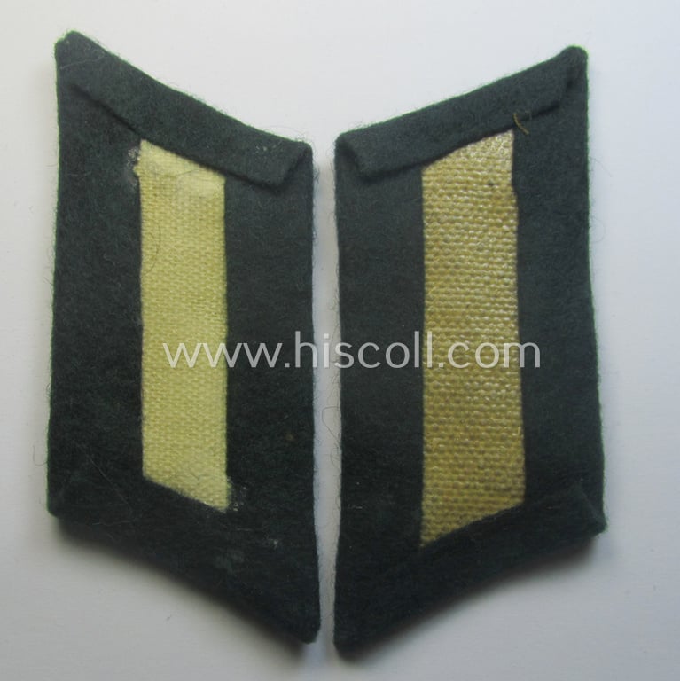 Pair of (later-war-period) WH (Heeres) collar-tabs (ie. 'Kragenspiegel für Offiziere') as piped in the desirable darker-blue- (ie. 'blauer'-) coloured branchcolour: 'Offizier o. Arzt der Sanitäts-Trpn.'