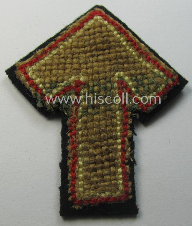 Superb - and exceedingly rarely found! - multi-coloured, N.S.D.A.P.-related arm-patch as was intended for - and truly worn by! - a particant within the: 'RFS' (or: 'Reichs-Führer-Schule') and that comes with an accompanying photo of the bearer