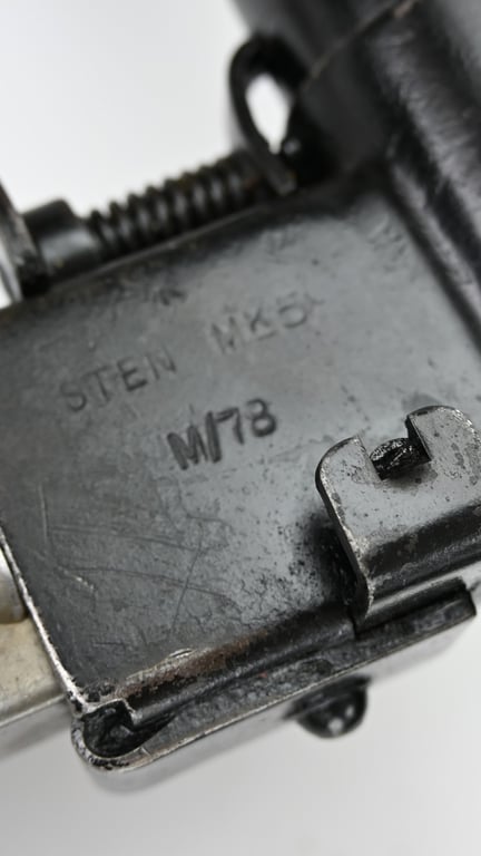 British WW2 MK5 Paratrooper Stengun