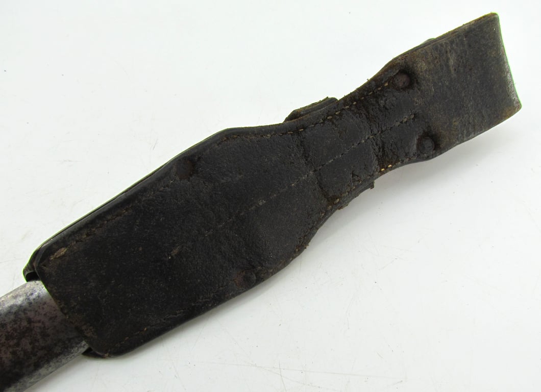 Matching K98 bayonet marked 41 fnj -6065 with frog