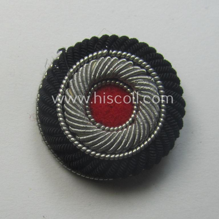 'Virtually mint- ie. unissued' and neatly hand-embroidered, WH (Heeres o. Luftwaffe) officers'-pattern side-cap-cocarde (ie. 'Mützenkokarde für Offiziers-Schiffchen')