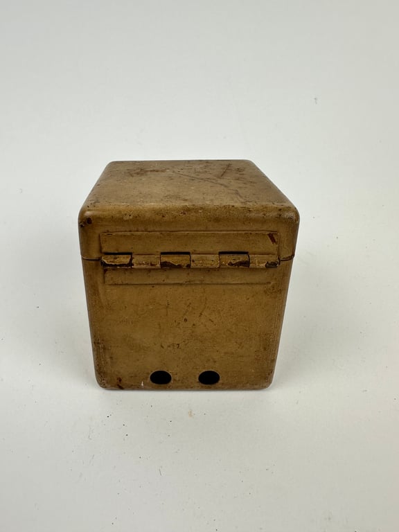 MG34/42 Optical Sight Battery Box in Tan